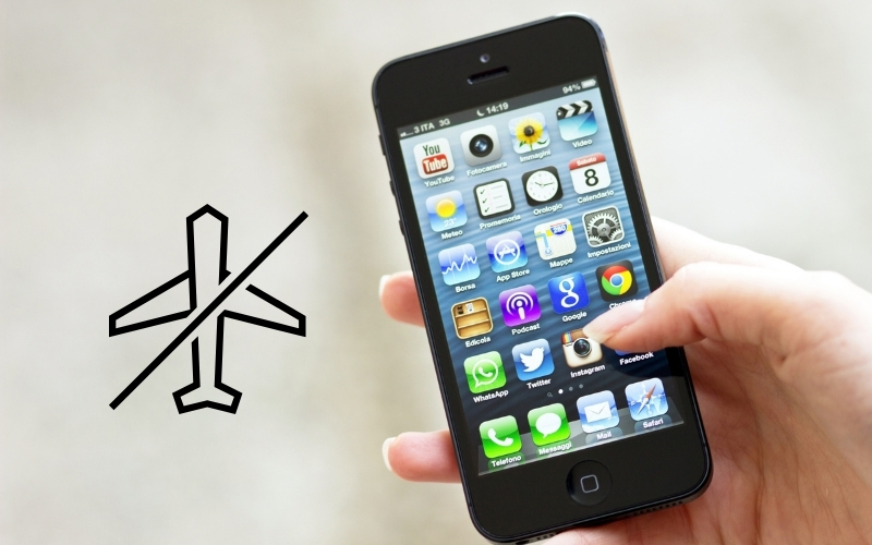 Để chế độ máy bay khi sạc